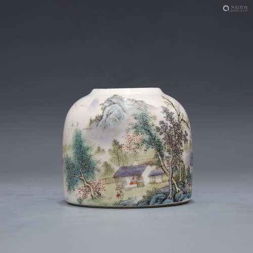 A Chinese Light Colorful Porcelain Painted Water Pot