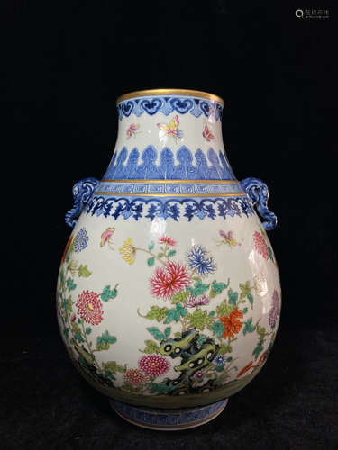 A Chinese Famille Rose Dragon Pattern Porcelain Zun