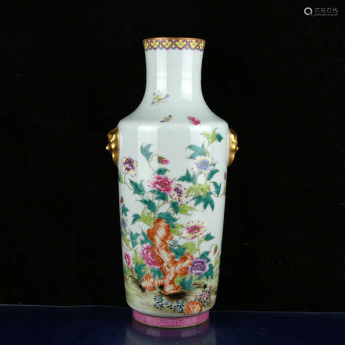 A Chinese Enamel Gild Floral Porcelain Vase
