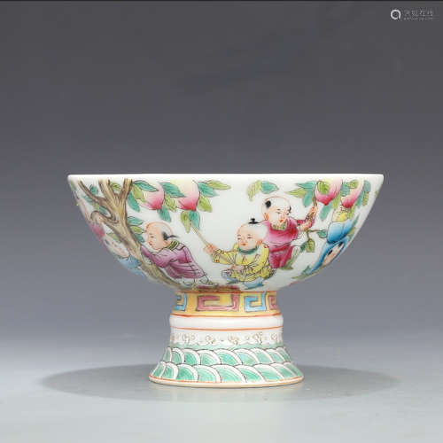 A Chinese Famille Rose Painted Porcelain Standing Cup