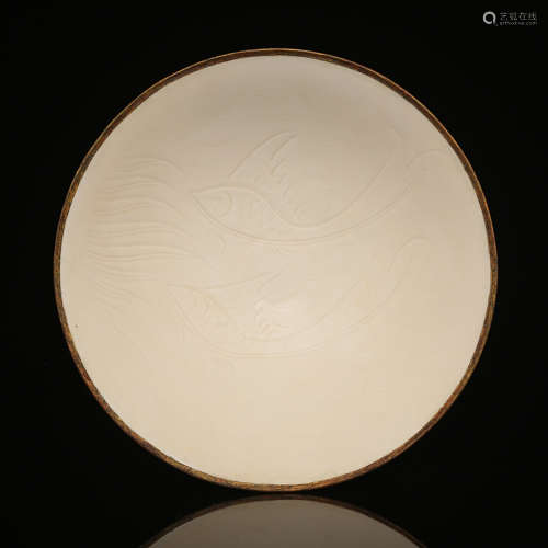 A Chinese Ding Kiln Fish Carved Porcelain Plate