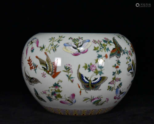 A Chinese Enamel Gild Butterfly Floral Porcelain Vase Brush Pot