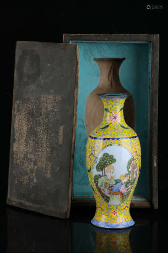 A Chinese Copper Enamel Figure Painted Vase
