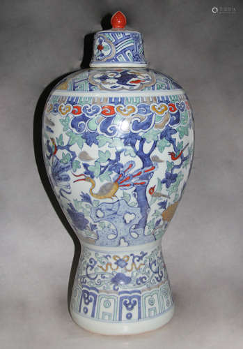 A CHINESE MULTI COLORED FLORAL PORCELAIN VASE