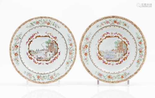 A pair of platesChinese export porcelainPolychrome decoration of central port scene with fi