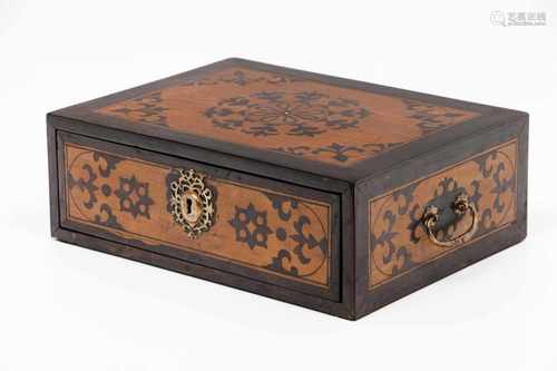 An Indo-Portuguese writing boxPart sissoo veneered teak with sissoo inlaid decorationInner