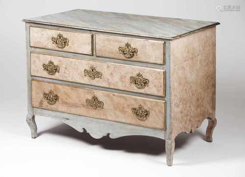 A D.José chest of drawersPainted marbled and gilt woodTwo short and two long drawers with