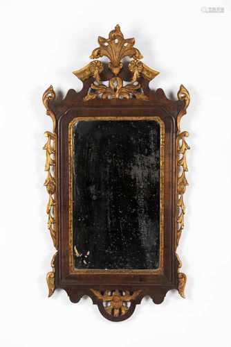 A D.José wall mirrorRosewood veneered wooden frame with gilt ornamentsPortugal, 18th centur