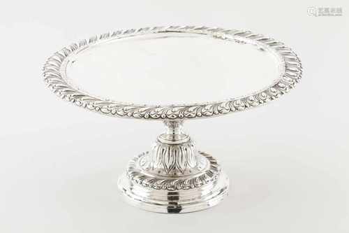 A footed salverPortuguese silver, 18th centuryPlain centre of raised lip engraved with gadr