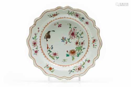 A scalloped deep plateChinese export porcelain