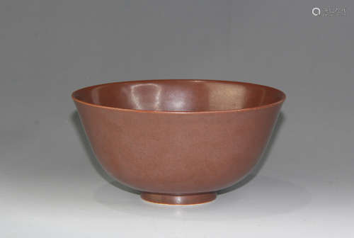 A CHINESE VIOLET GOLD GLAZED PORCELAIN BOWL