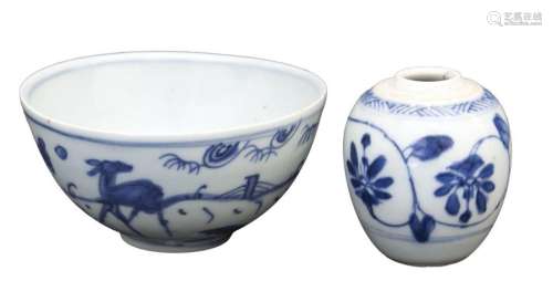 A LATE MING ‘BLUE AND WHITE’ BOWL AND A SMALL ‘BLU…