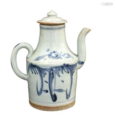 A LATE MING DYNASTY SWATOW BLUE AND WHITE EWER AND…