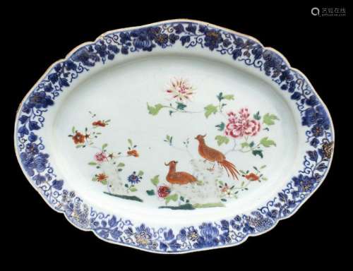 A QING DYNASTY FAMILLE ROSE OVAL TRAY WITH BARBED …