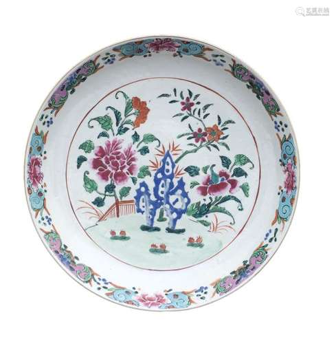 A LARGE ‘FAMILLE ROSE’ DISH China, Qing dynasty, 1…