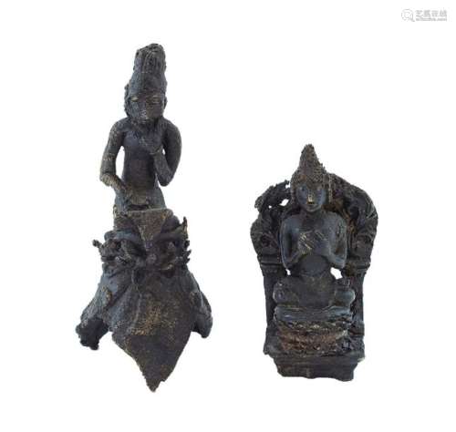 TWO INDONESIAN BRONZE FINIALS 10,5 and 14 cm high …