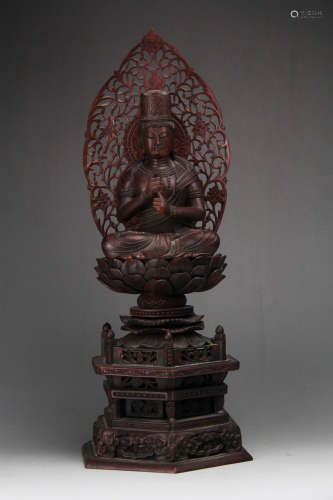 A CHINESE CARVED BOXWOOD STATUE OF TATHAGATA