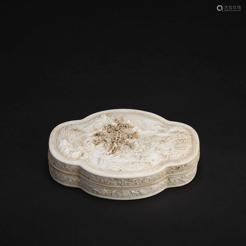 A CHINESE WHITE PORCELAIN INKSTONE