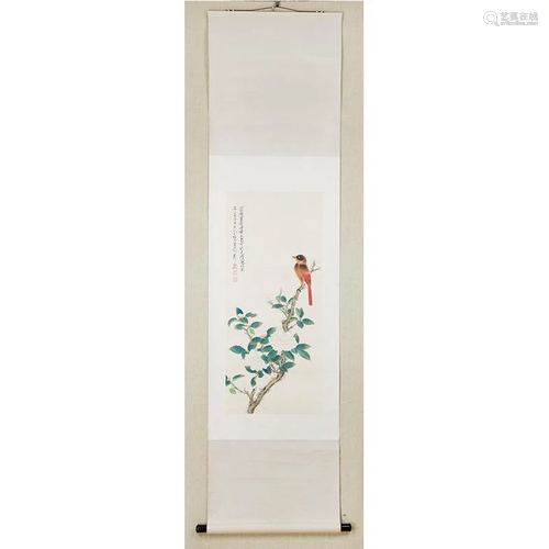 A CHINESE FLOWER & BIRD PAINTING SILK SC…