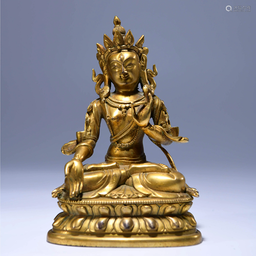 A CHINESE GILD BRONZE BUDDHA STATUE