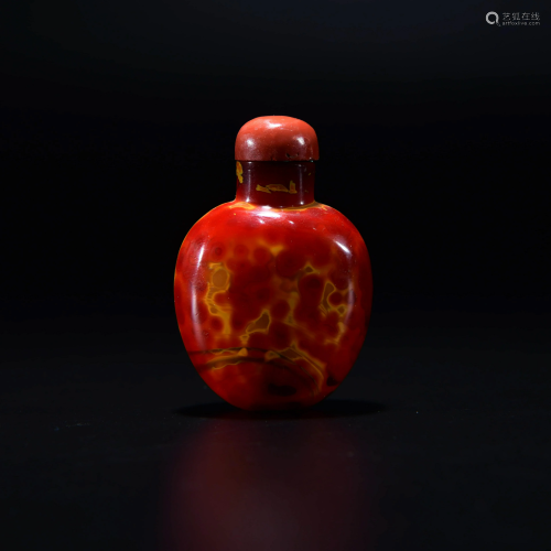 A CHINESE GLASSWARE SNUFF BOTTLE