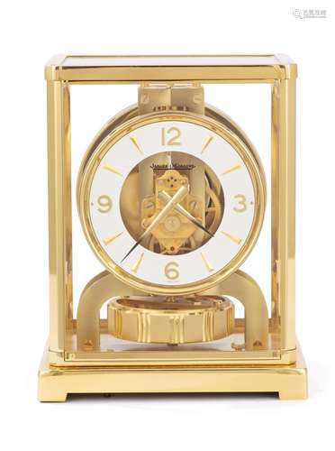 Jaeger LeCoultre, pendule Atmos en laiton doré de forme carrée, mvt perpétuel, [...]