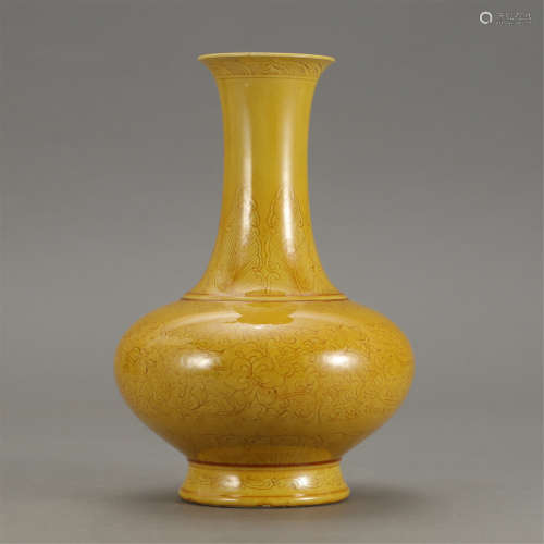 CHINESE YELLOW GLAZE PORCELAIN VASE CARVED WITH FLOWER
