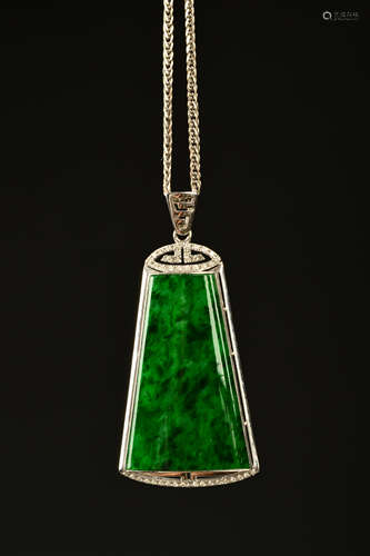 A Chinese Jadeite Pendant