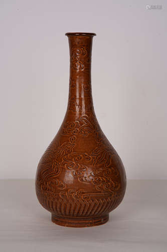 A Chinese Ganzhou Kiln Porcelain Vase