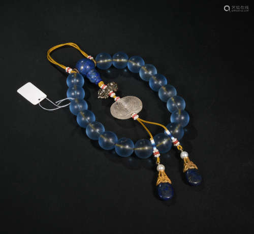 A Chinese Blue Glass lasurite Hand String