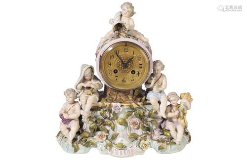 SITZENDORF PORCELAIN CLOCK GARNITURE, LATE 19TH CENTURY