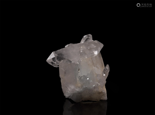 Quartz Crystal Point Display