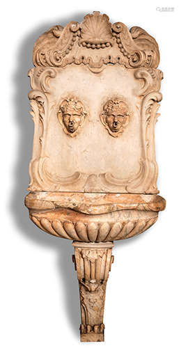 Lombardischer Wandbrunnen 210 x 82 cm. Lombardei, 18. Jahrhundert. In hellem, teils rötlich