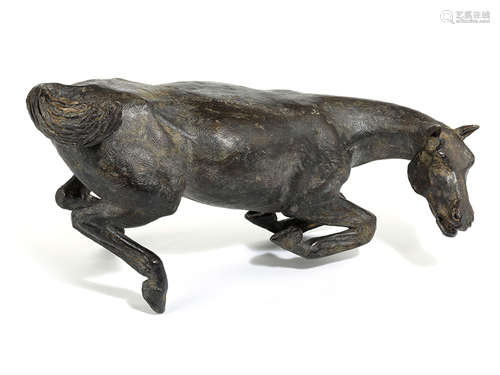 Jürgen Ebert, geb. 1954 Bocholt/ Westfalen WÄLZENDES PFERD, 1996 Bronze, braune Patina 16 x 35 cm.