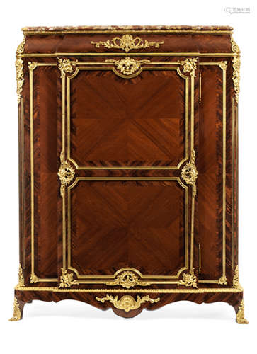 Kabinettschrank in der Art von Linke 155,5 x 125 x 46 cm. Paris, Ende 19. Jahrhundert. In vier