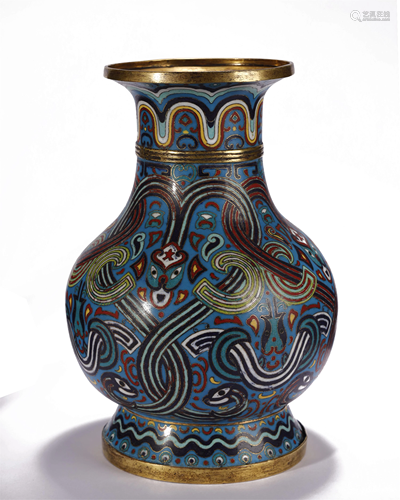 A NICE CLOISONNE VASE