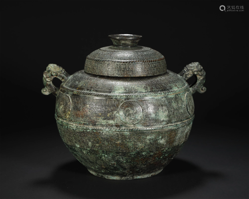 A BRONZE RITURAL WINE VESSEL