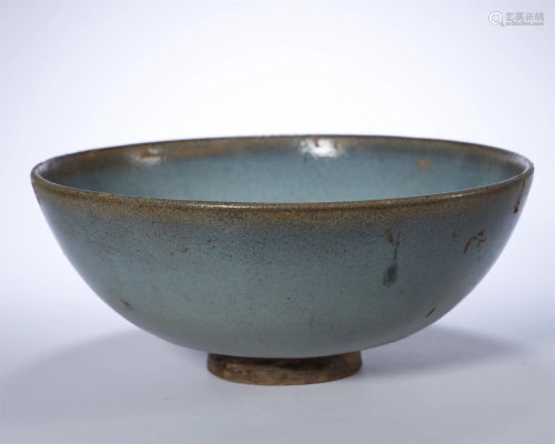 A JUN GLAZED BOWL