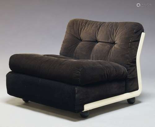 Mario Bellini, an 'Amanta' easy chair for C&B Italia, c.1960, with white plastic shell and three