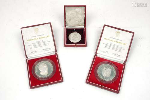 Two boxed 1972 Panama 20 Balboas coins, each accompanied by a certificate of authenticity and