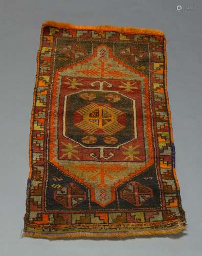 Two Turkmen bags, a small Turkish rug and two pairs of Turkmen saddle bags (5)100