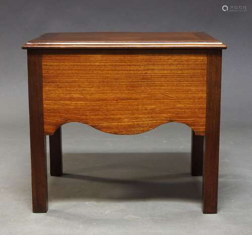 A Victorian mahogany and crossbanded bedside commode by Gillows of Lancaster, the square hinged