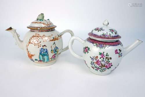 A Chinese porcelain tea pot, 18th century, the lid applied with a lotus flower finial, with