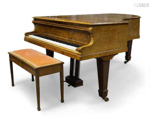 Schiedmayer & Soehne, Stuttgart, a walnut grand piano, early 20th Century, with serial no. 21417,