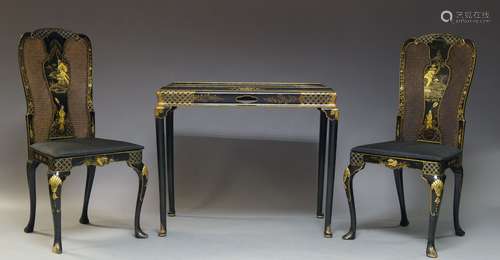 A pair of Queen Anne style black painted and gilt Chinoiserie style chairs, late 20th Century,