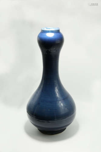 Chinese Ming Dynasty Jiajing Period Blue Glazed Porcelain Bottle