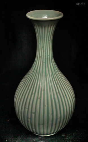 Chinese Koryo Porcelain Jade Pot