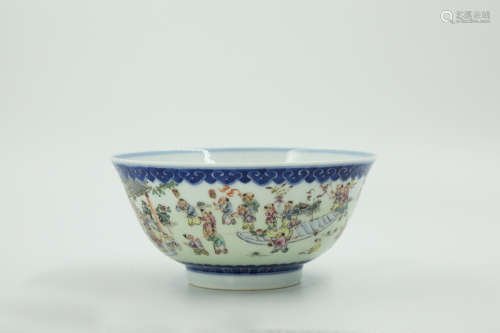 Chinese Qing Dynasty Qianlong Period Famille Rose Porcelain Bowl