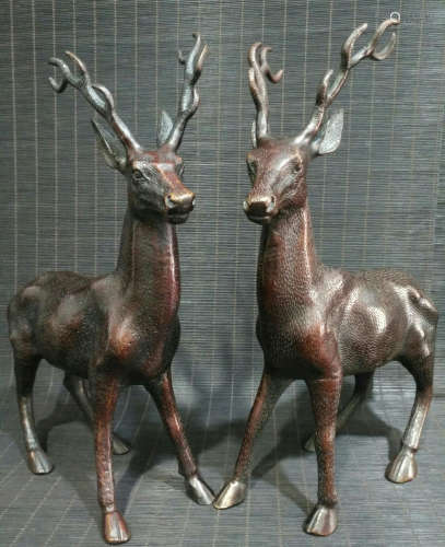 PAIR OF COPPER CASTED ELK SHAPED ORNAMENT