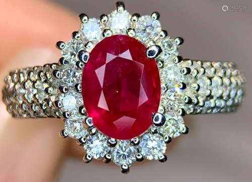 A PLATINUM&RUBY&DIAMOND RING